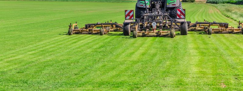 Commercial Lawn Equipment